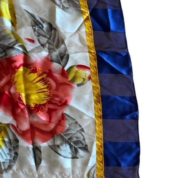 Adrienne Vittadini - Picture 2 of 2